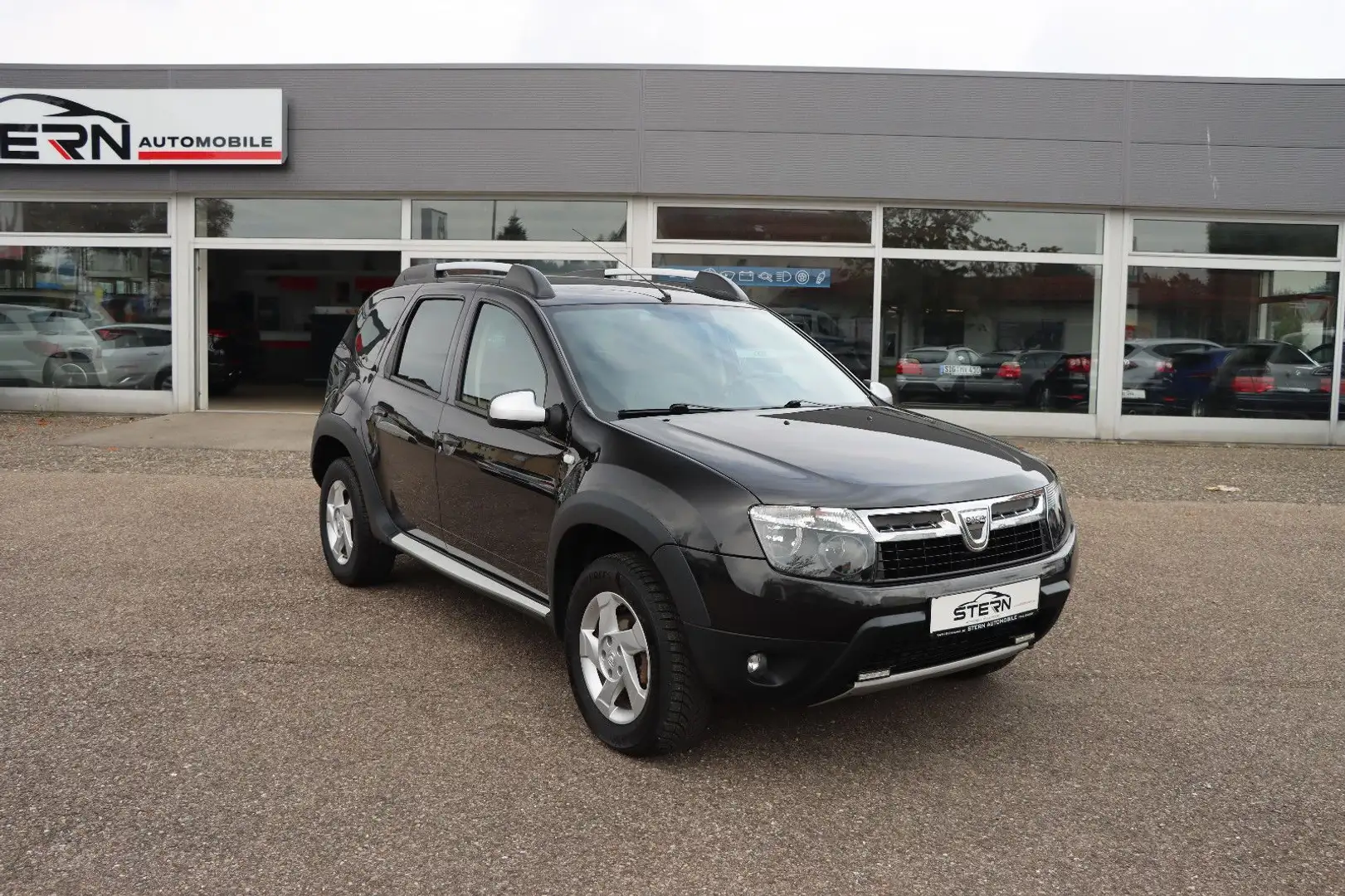 Dacia Duster I GPS 4x4 l LEDER l KLIMA l Schwarz - 1