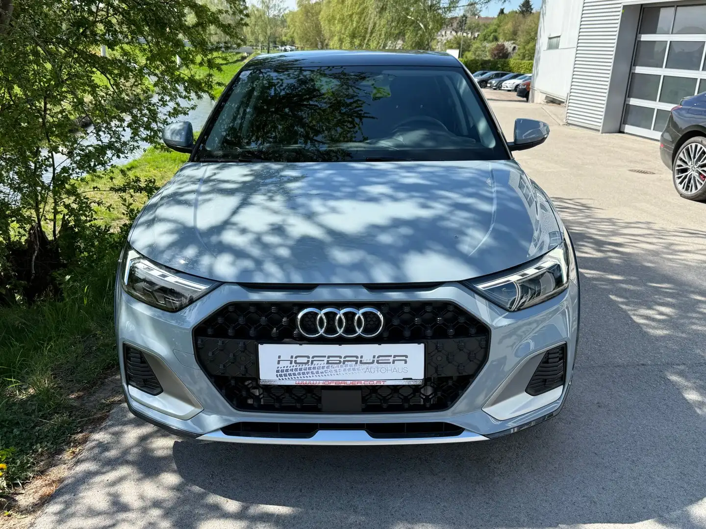 Audi A1 30 TFSI intense Grau - 2