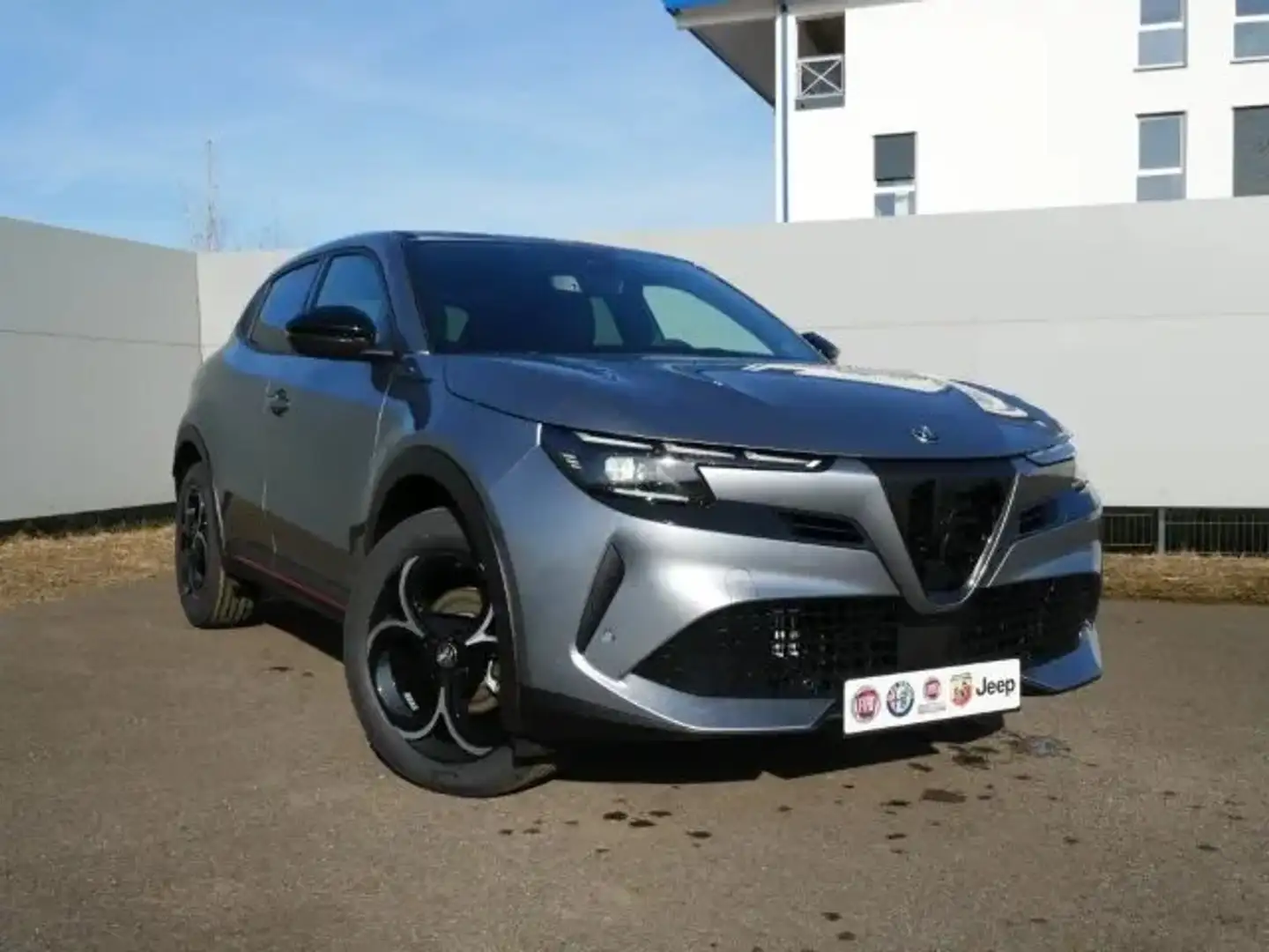 Alfa Romeo Junior 1.2 136 CV Hybrid eDCT6 Speciale + Pack TECNOLOGI Grigio - 1