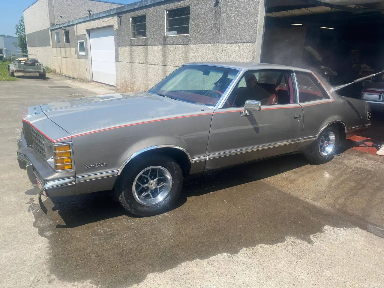 Pontiac Grand Lemans, foto 8