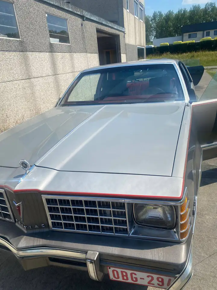 Pontiac Grand Lemans, foto 9