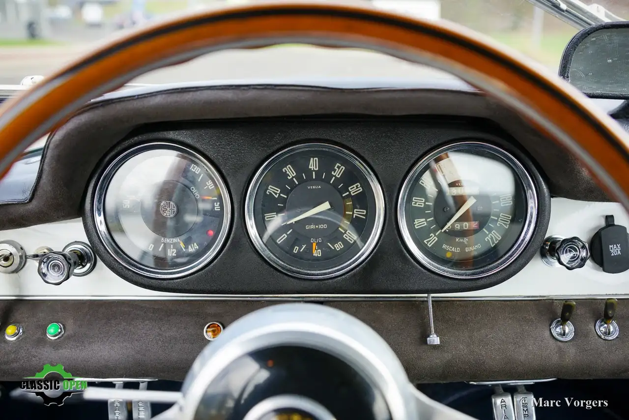 Alfa Romeo Giulia Sprint 1600, foto 6