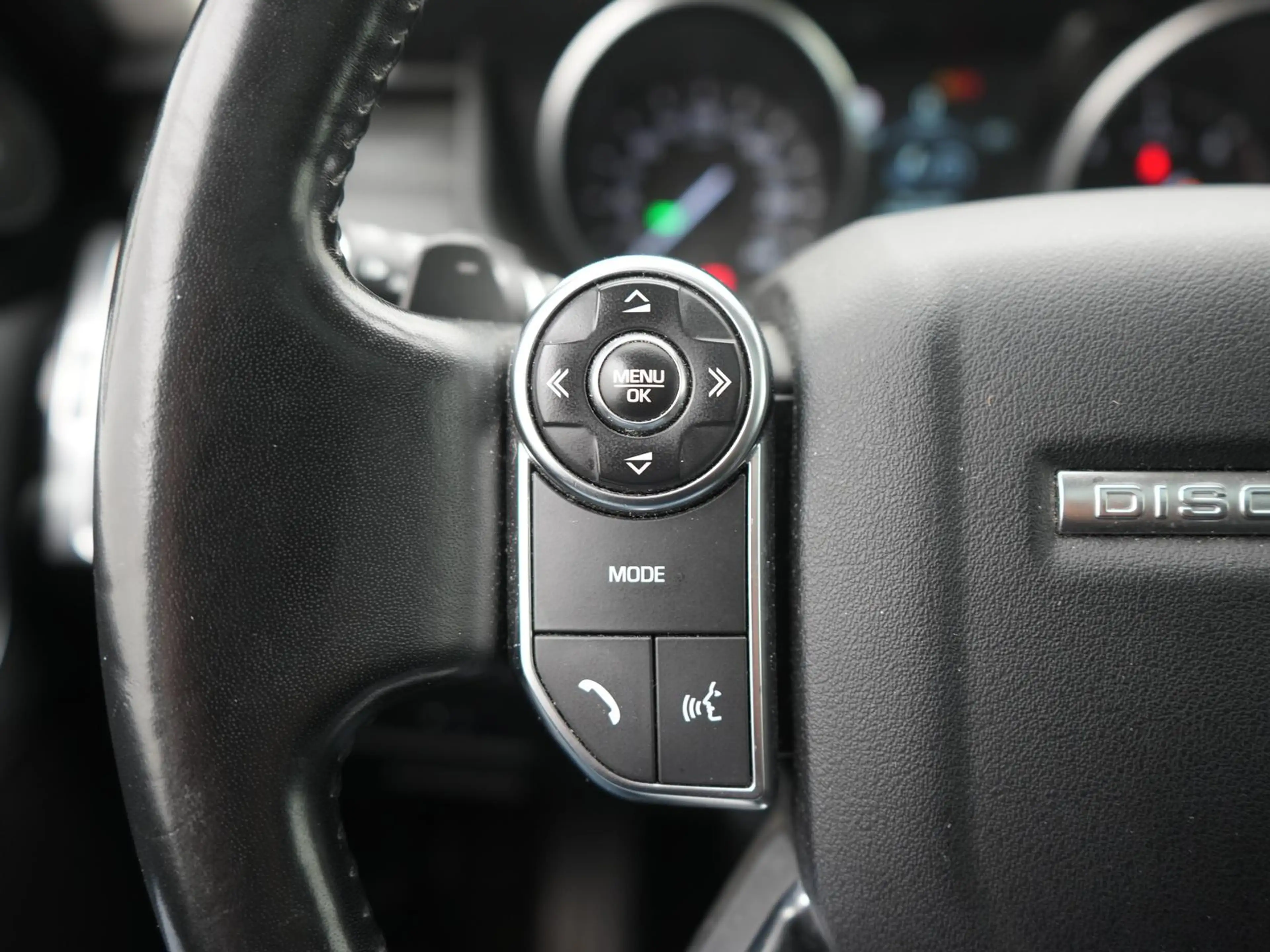 Land Rover Discovery HSE TD6,7P,PANO,LUFT,AHK,MEMO,MERIDIAN — photo 12