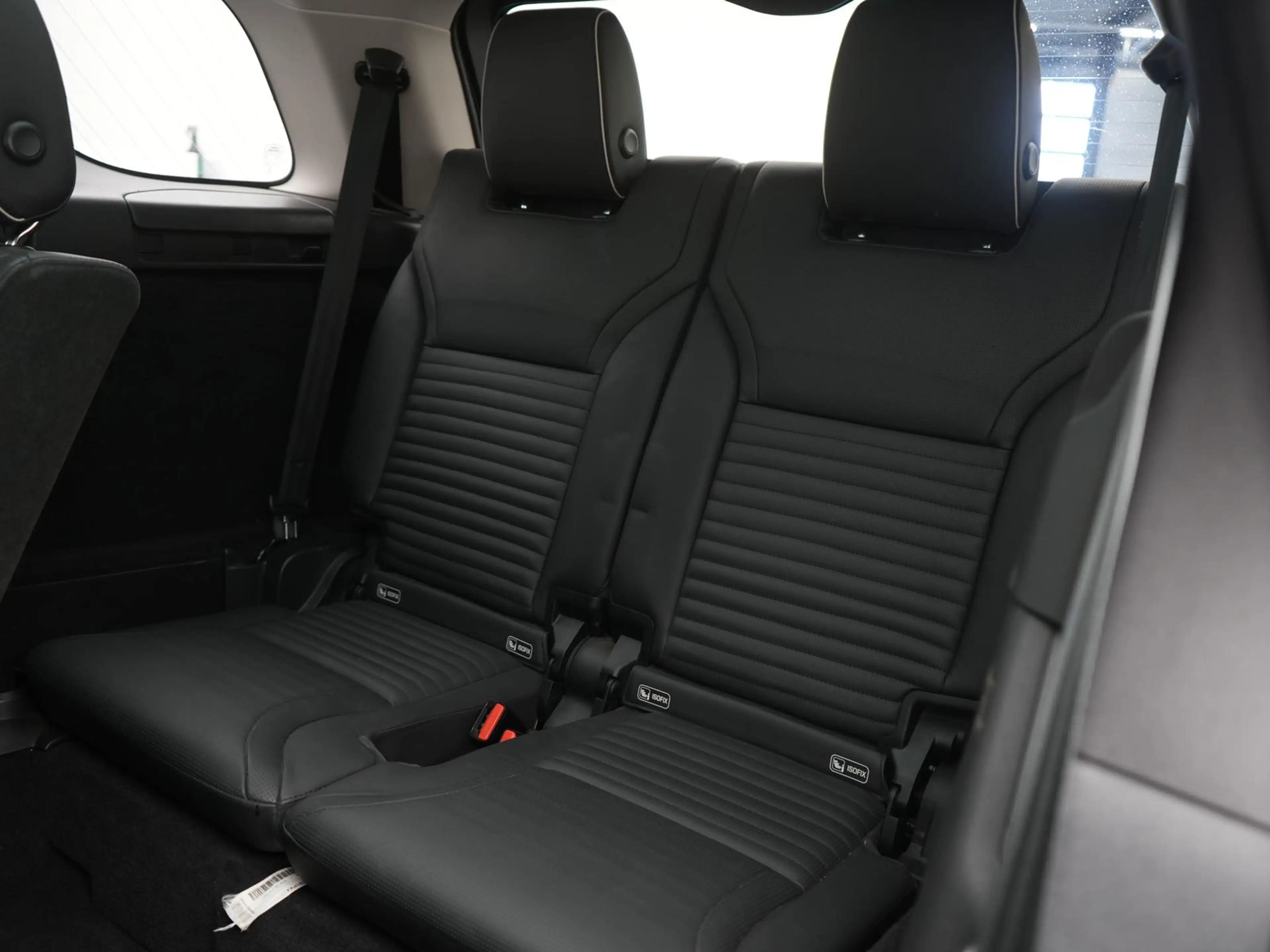Land Rover Discovery HSE TD6,7P,PANO,LUFT,AHK,MEMO,MERIDIAN — photo 8