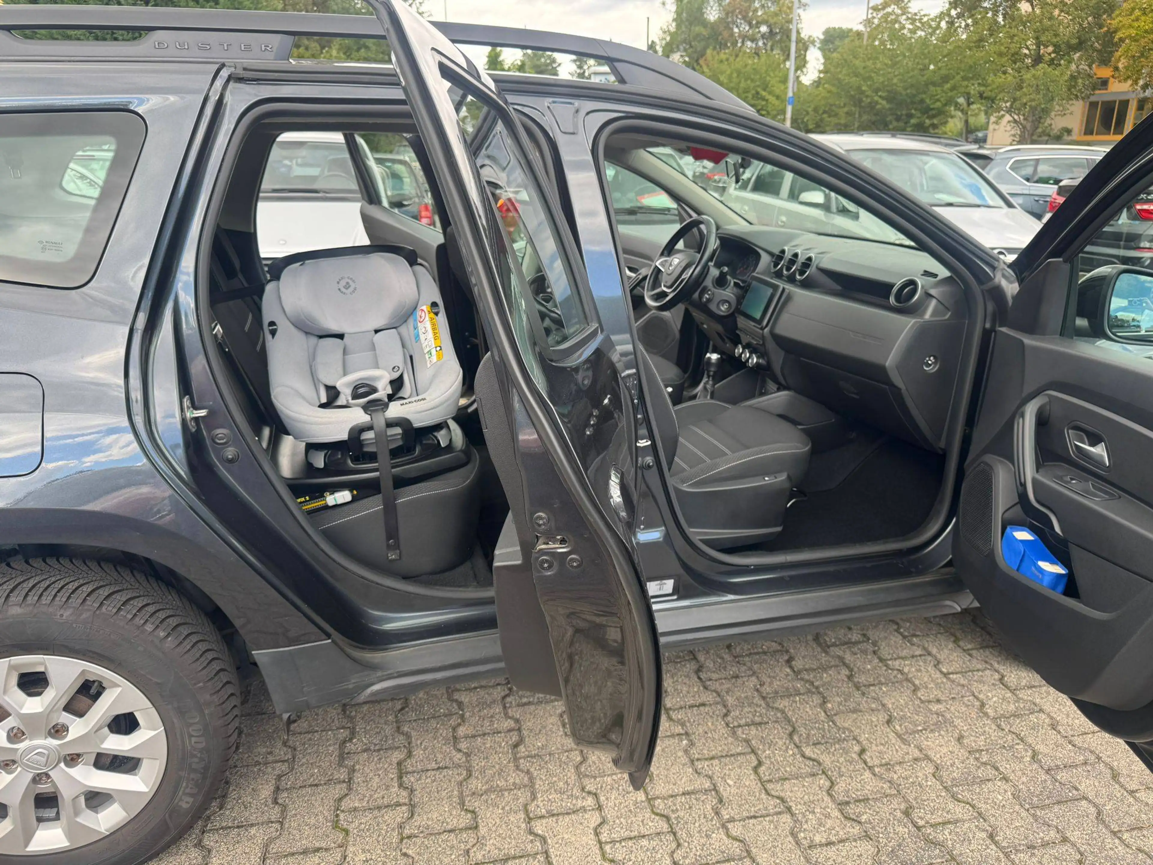 Dacia Duster Comfort*Tüv*Insp*Garantie*Gas LPG* — photo 6