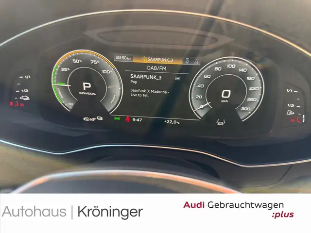 Audi A6 Avant view 12