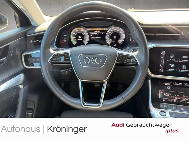 Audi A6 Avant view 11