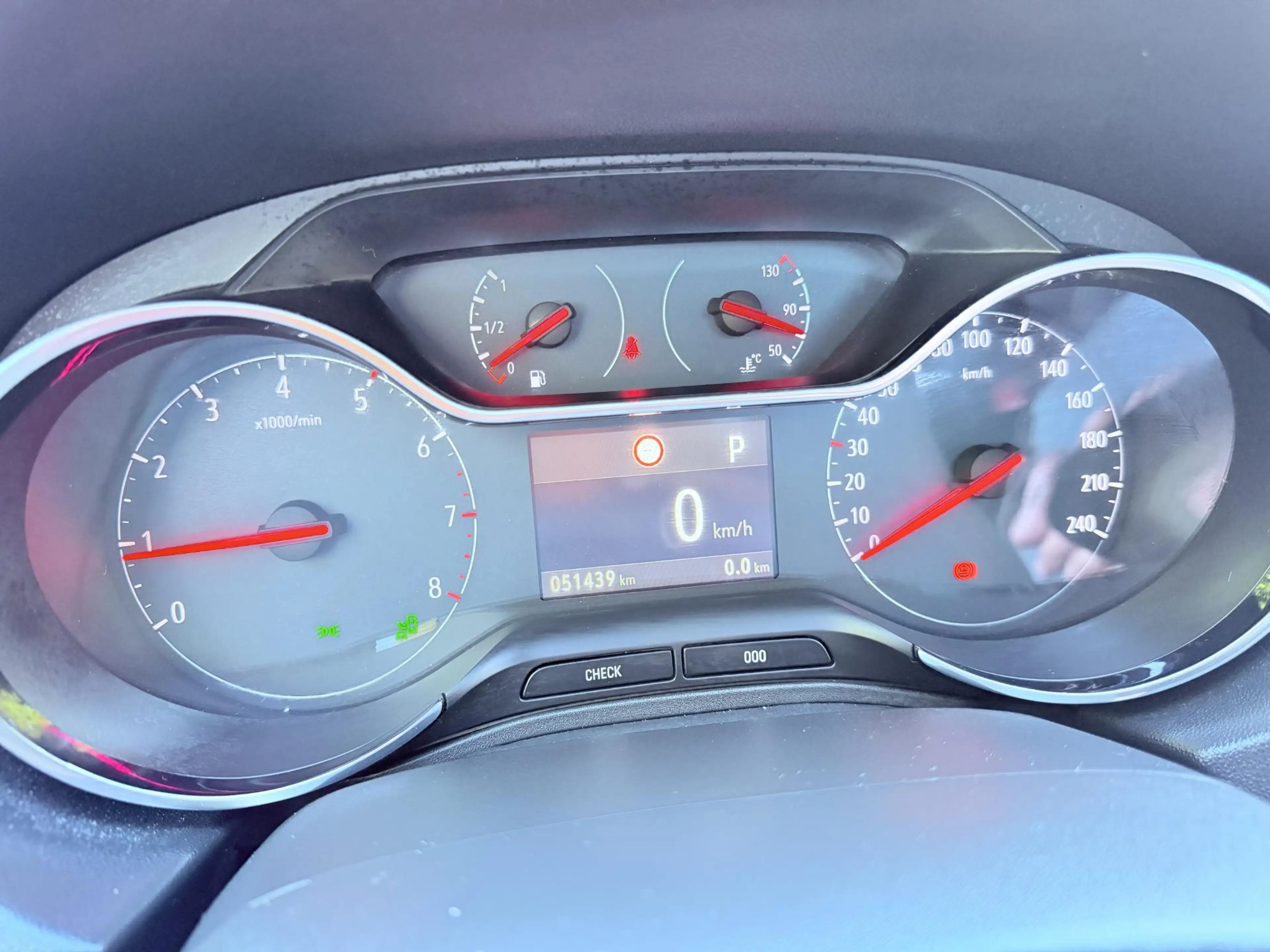 Opel Grandland X 1.2 Turbo Ultimate — photo 4