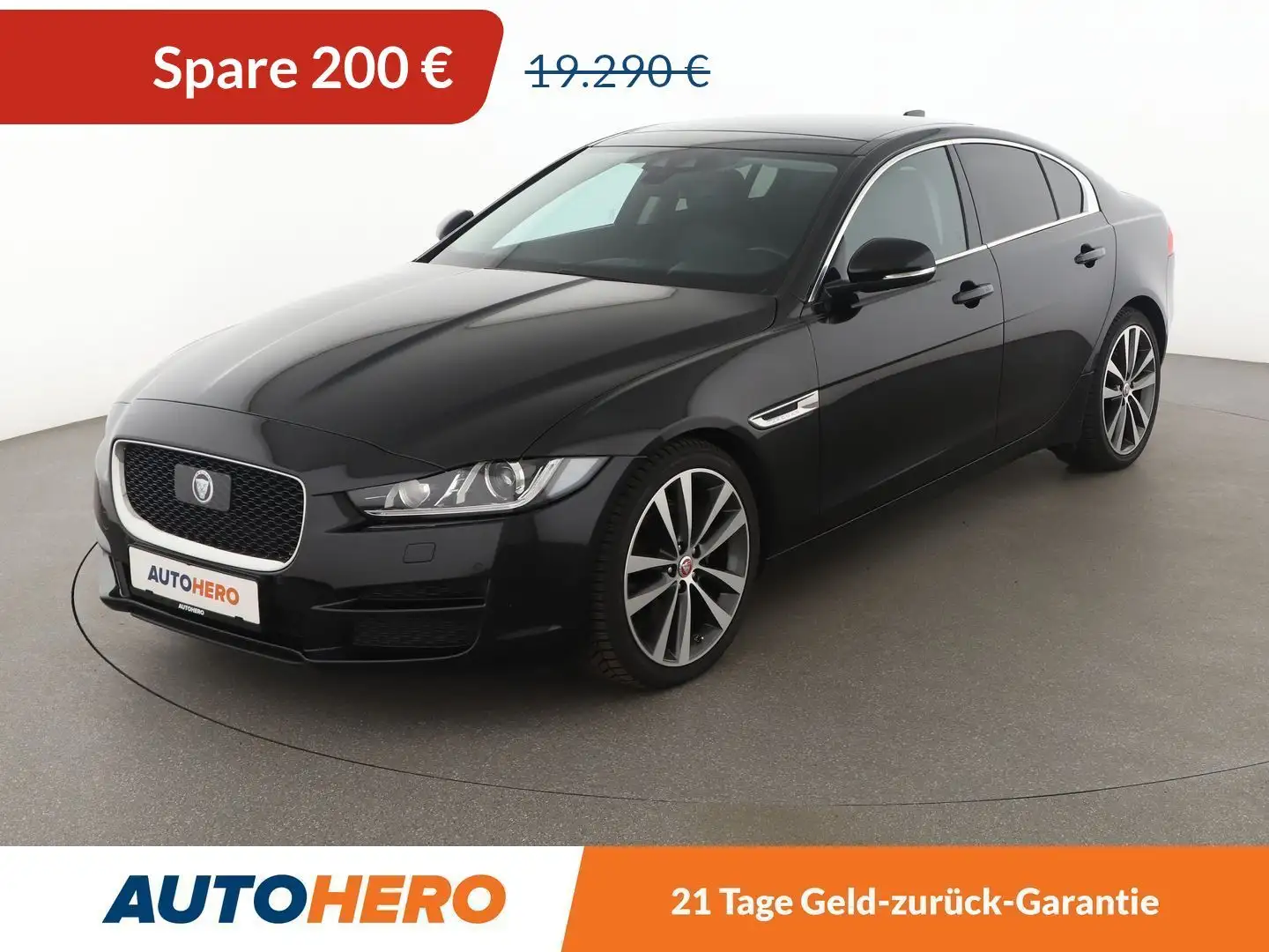 Jaguar XE 20d Portfolio Aut.*NAVI*BI-XENON*ACC*CAM*PDC*SHZ* Schwarz - 1