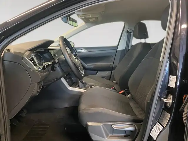 Volkswagen Polo view 7