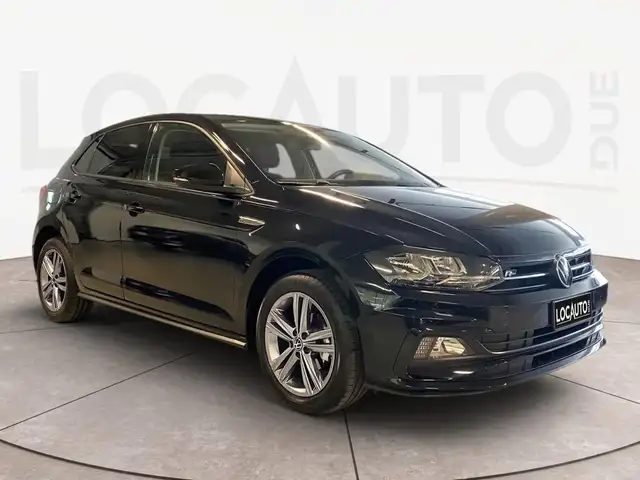 Volkswagen Polo view 3