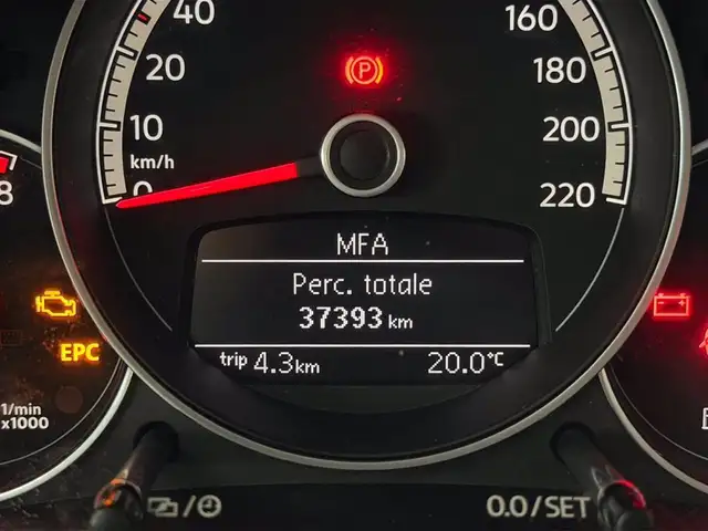 Volkswagen Up! view 17