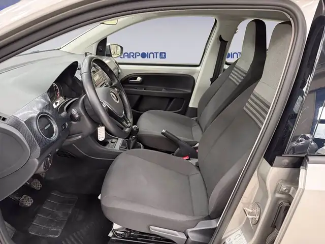 Volkswagen Up! view 10