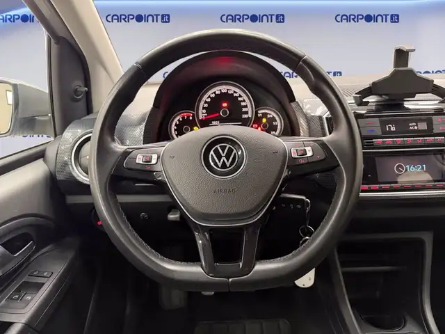 Volkswagen Up! view 13