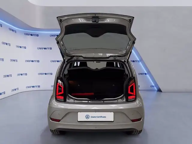 Volkswagen Up! view 18