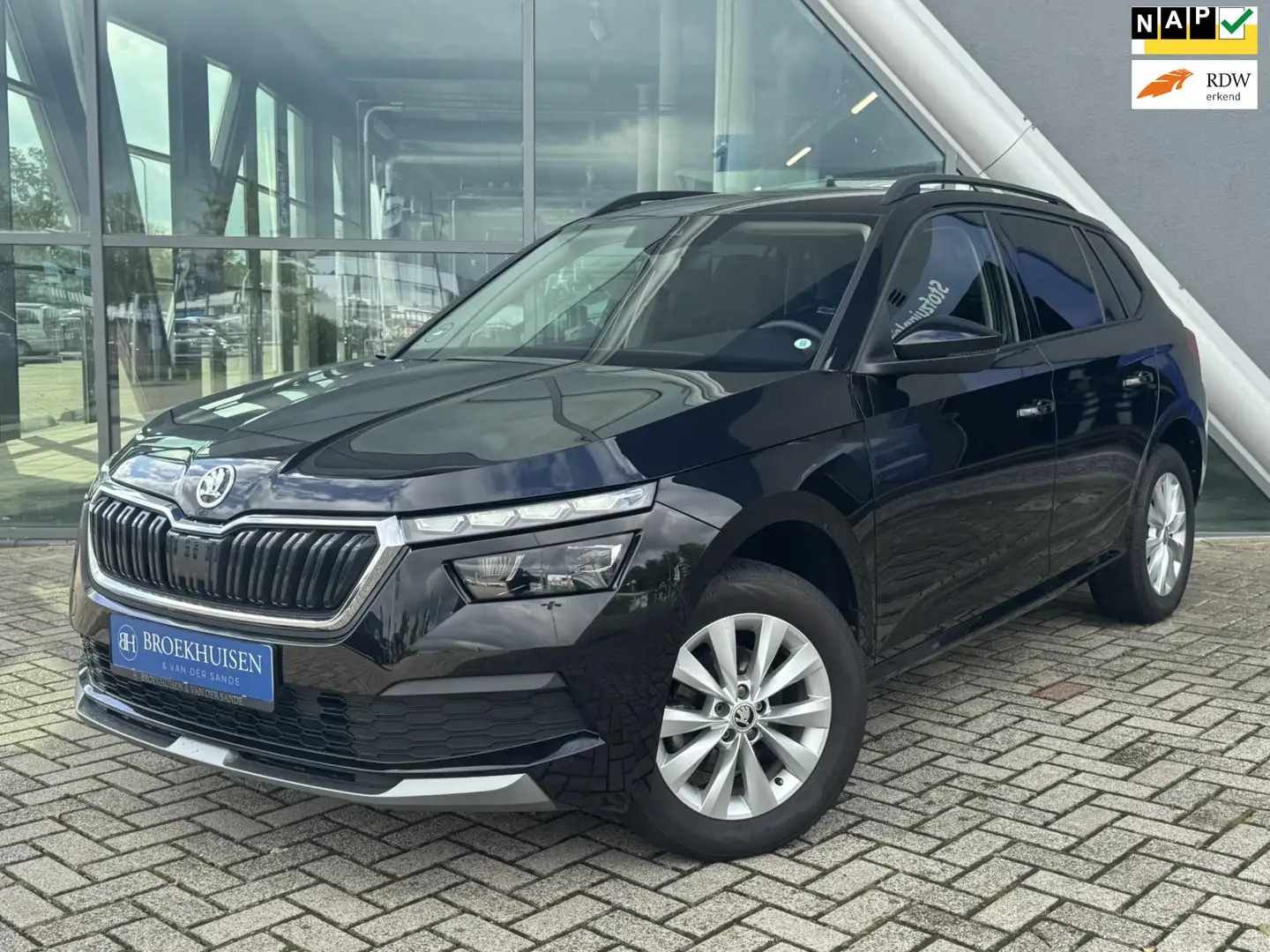 Skoda Kamiq 1.0 TSI Ambition 110pk Automaat / Stoelverwarming Negro - 1