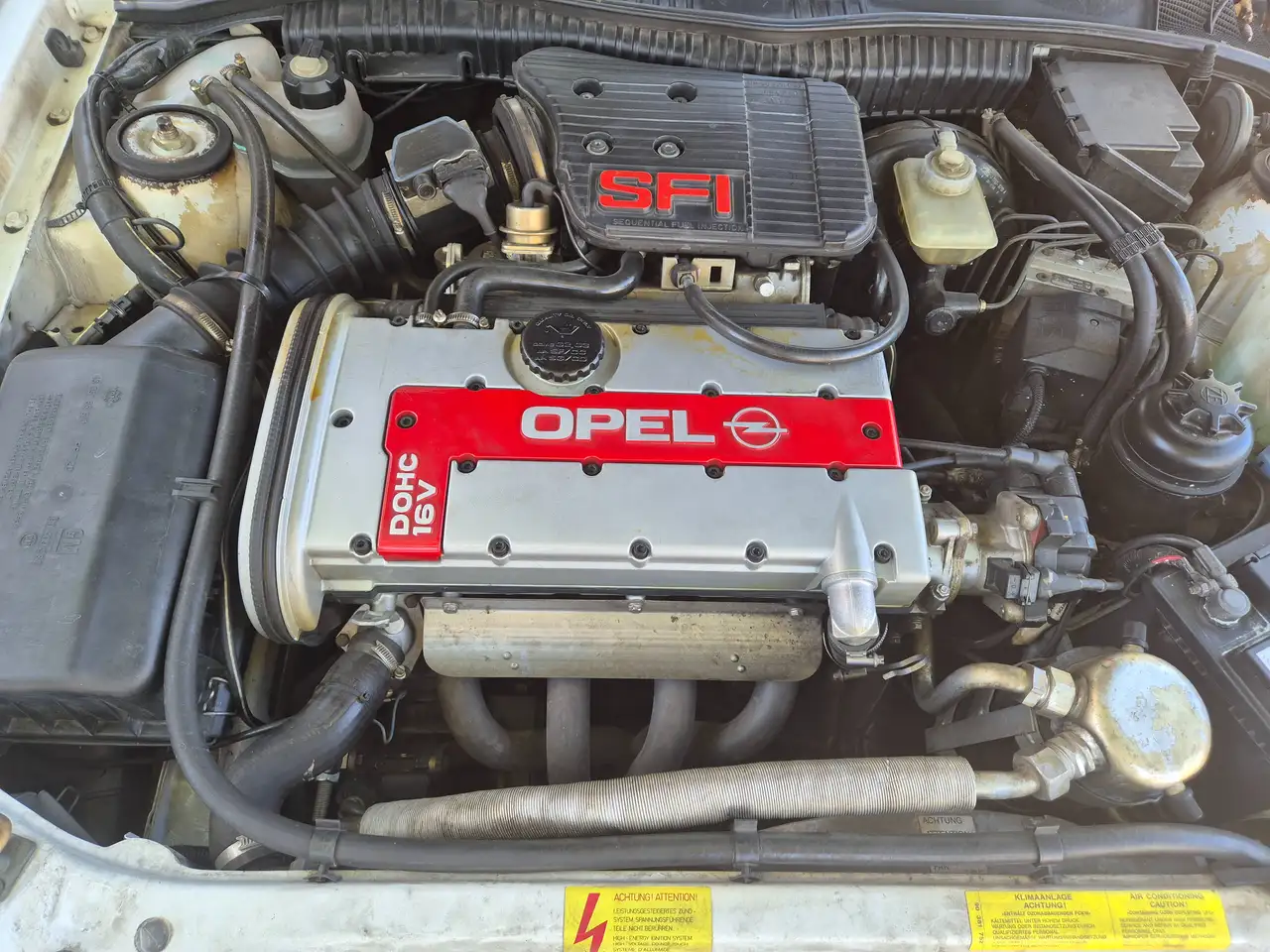 Opel Calibra 2.0i 16v, foto 10