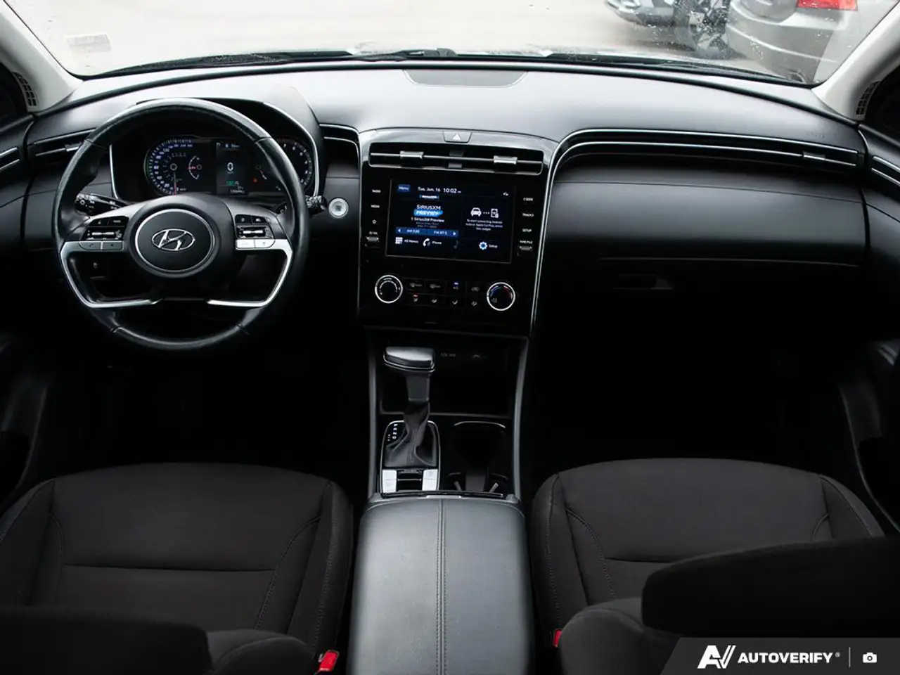 Hyundai TUCSON снимка Hyundai TUCSON