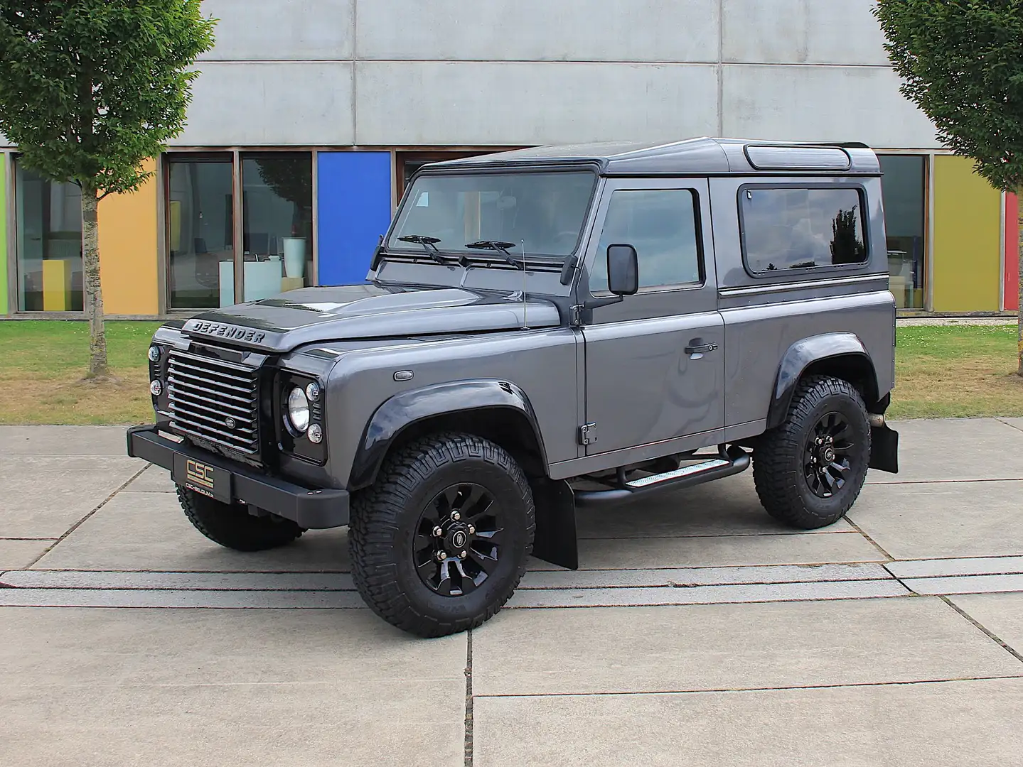 Land Rover Defender Defender 90 TD4 2.2 SE 44.990 EXCl BTW!!! Gris - 1