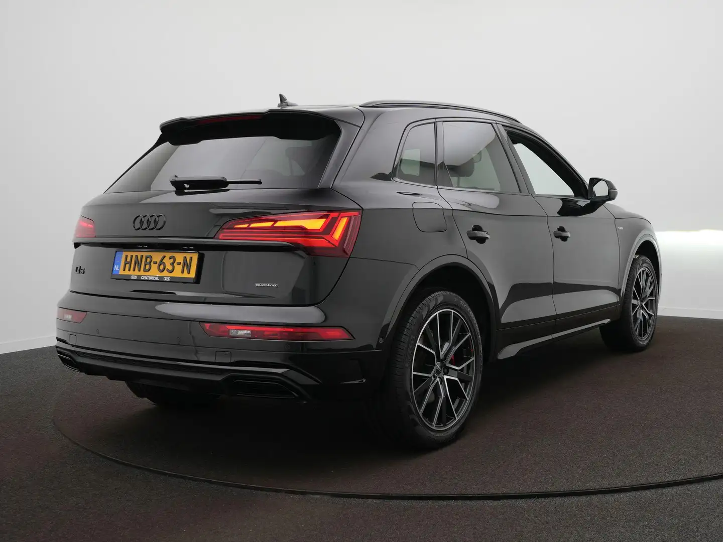 Audi Q5 55 TFSI e S edition Competition | carbon | nappa l Zwart - 2