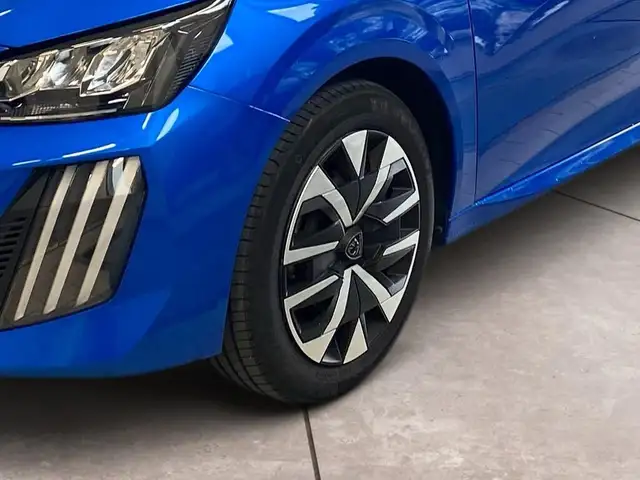Peugeot 208 view 15