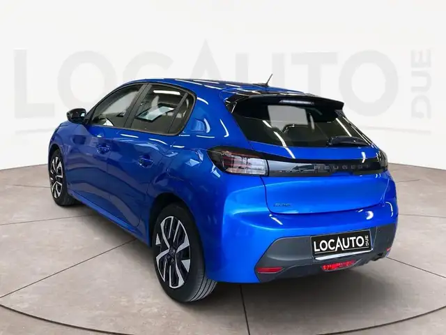 Peugeot 208 view 5