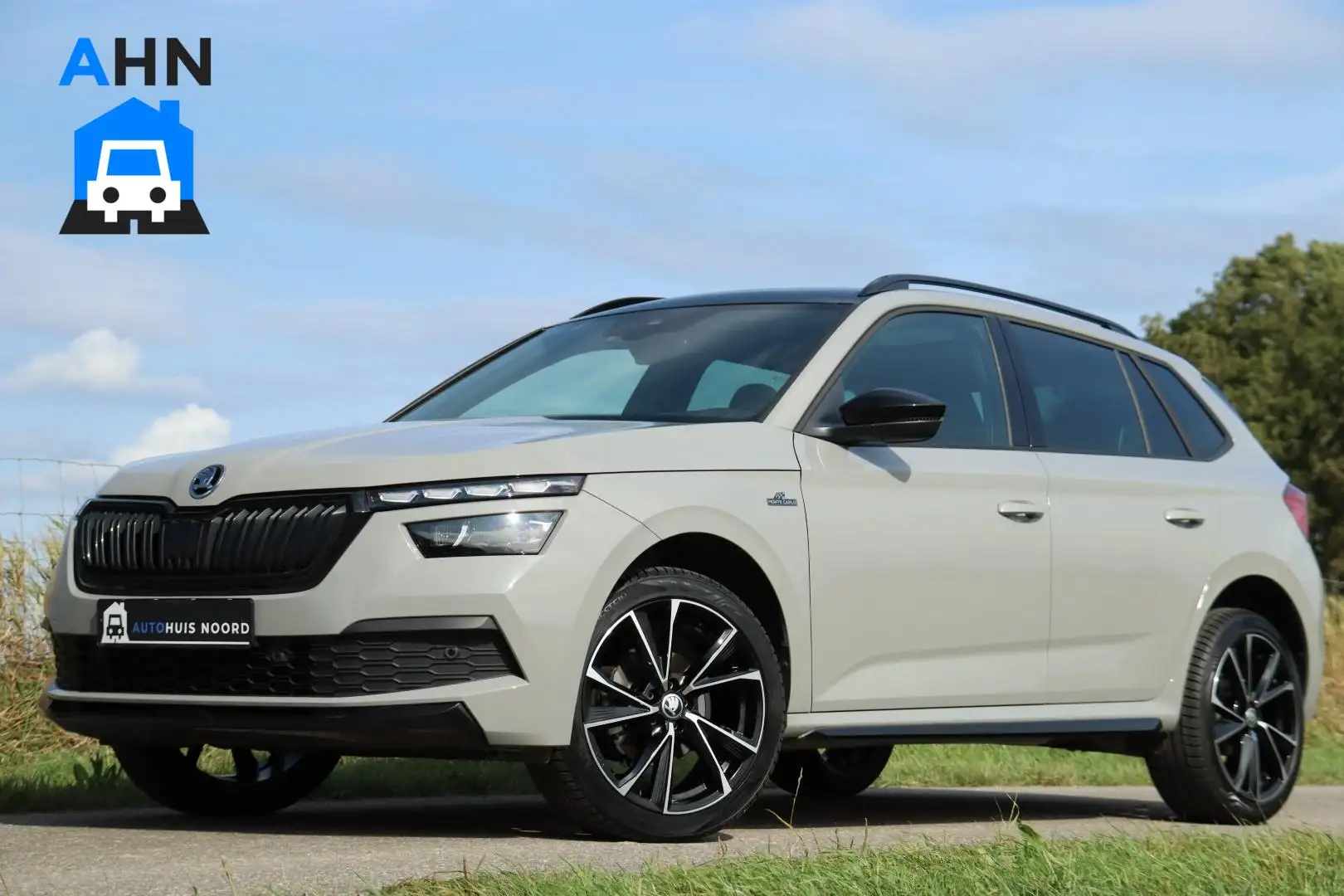 Skoda Kamiq 1.0 TSI Monte Carlo / 110PK! / ACC / Pano / Carpla Grijs - 1