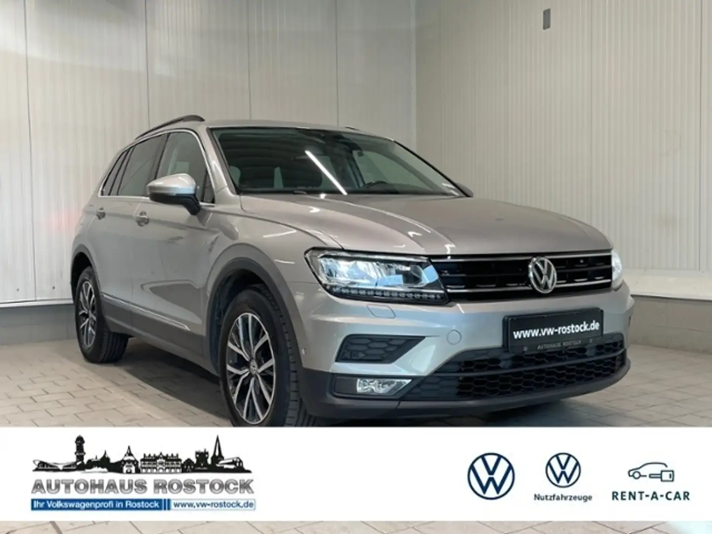 Volkswagen Tiguan Comfortline 2.0 TDI AHK NAVI LED ACC Silber - 1