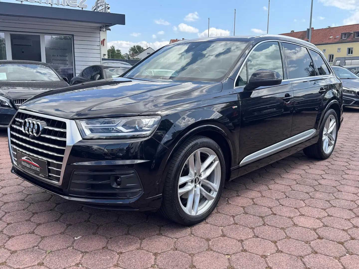 Audi Q7 3.0 TDI quattro S-LINE PANO LUFT MASSAGE HUD Schwarz - 1