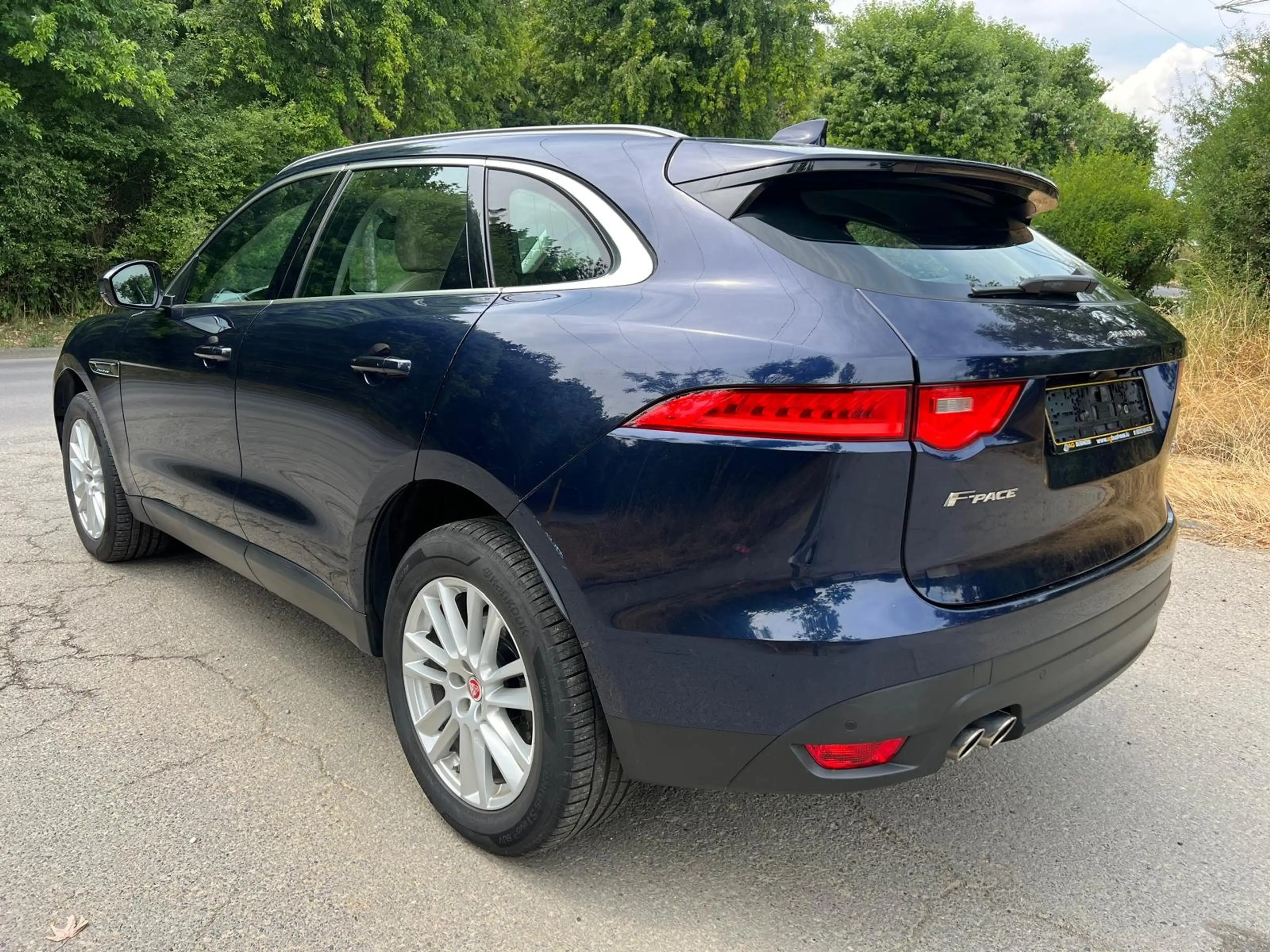 Jaguar F-Pace 20d AWD Aut. Prestige Navi Camera Jante Cuir — photo 4