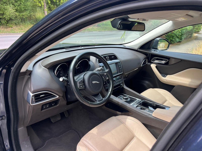 Jaguar F-Pace 20d AWD Aut. Prestige Navi Camera Jante Cuir — photo 15