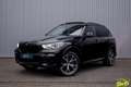 BMW X5 xDrive45e | M-Sport | Pano | ACC | 360' | Keyless Zwart - thumbnail 1