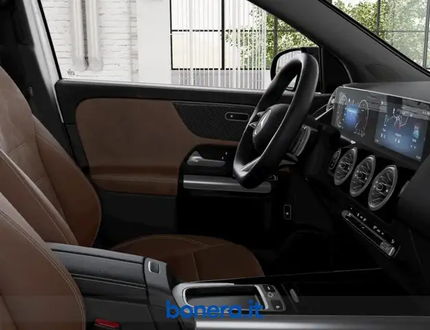Mercedes-Benz Gla view 7