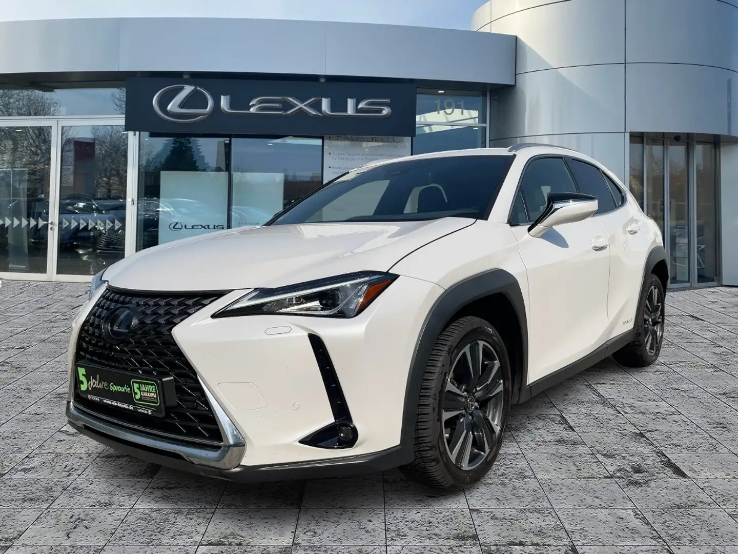 Lexus UX 250h AHK*KAM*DAB*SHZ Weiß - 2