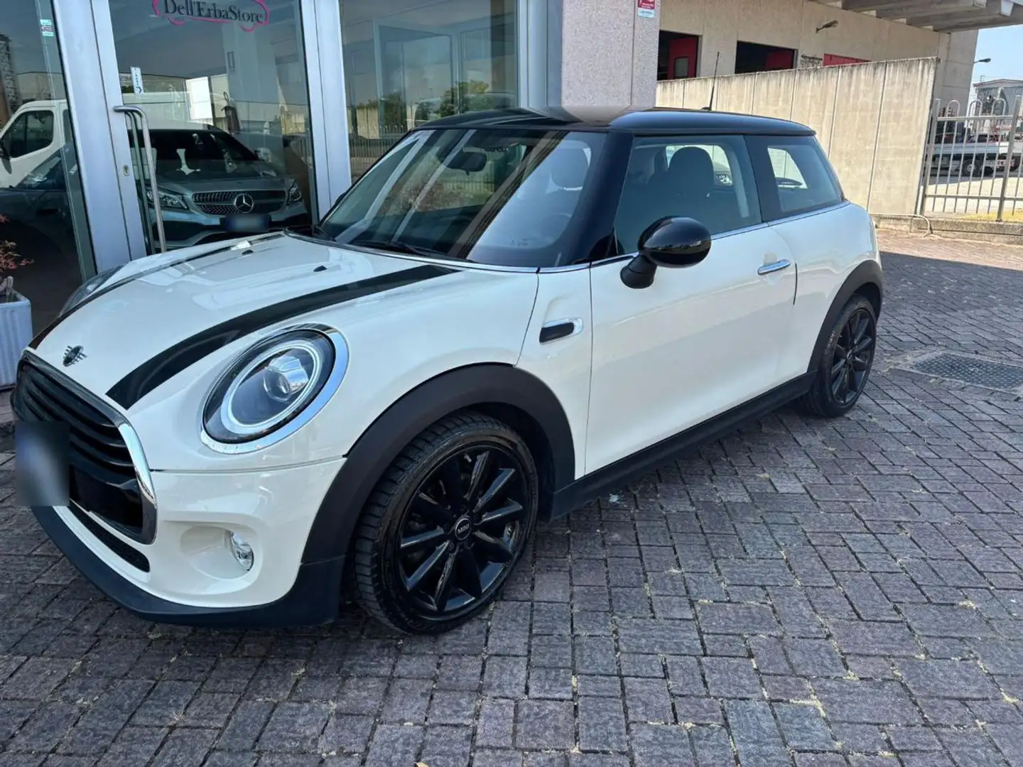 MINI Cooper D 1.5 Business Beige - 2