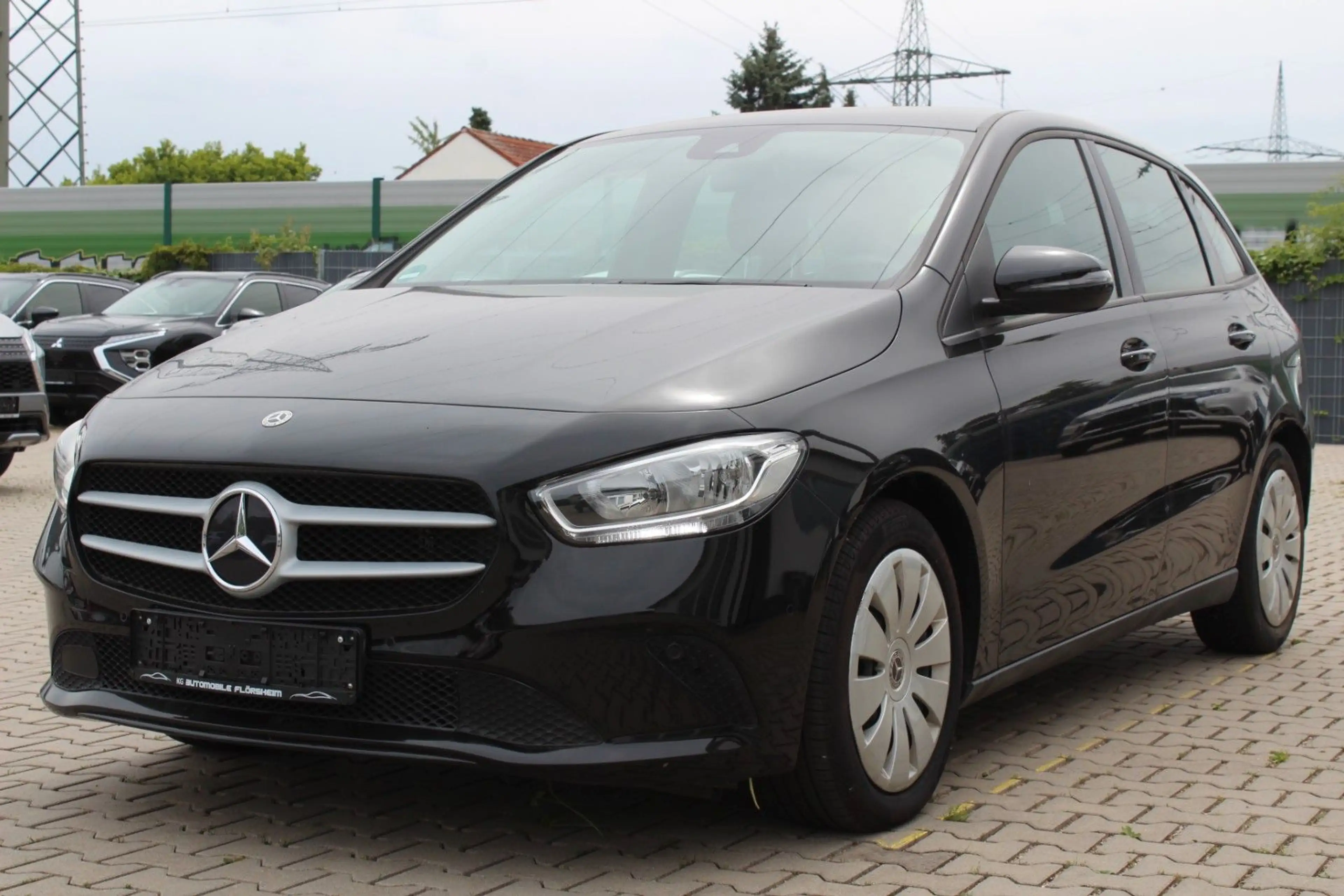 Mercedes-Benz B 250 Mercedes-Benz B 250e Aut. Navi Sitzhzg Klima PDC — photo 2