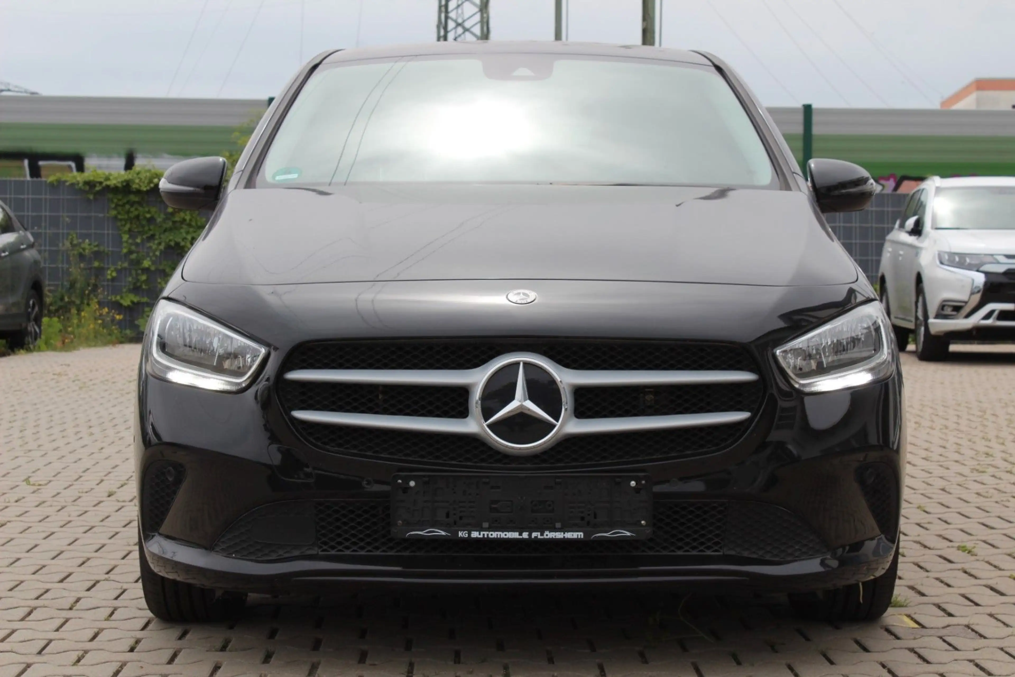 Mercedes-Benz B 250 Mercedes-Benz B 250e Aut. Navi Sitzhzg Klima PDC — photo 3