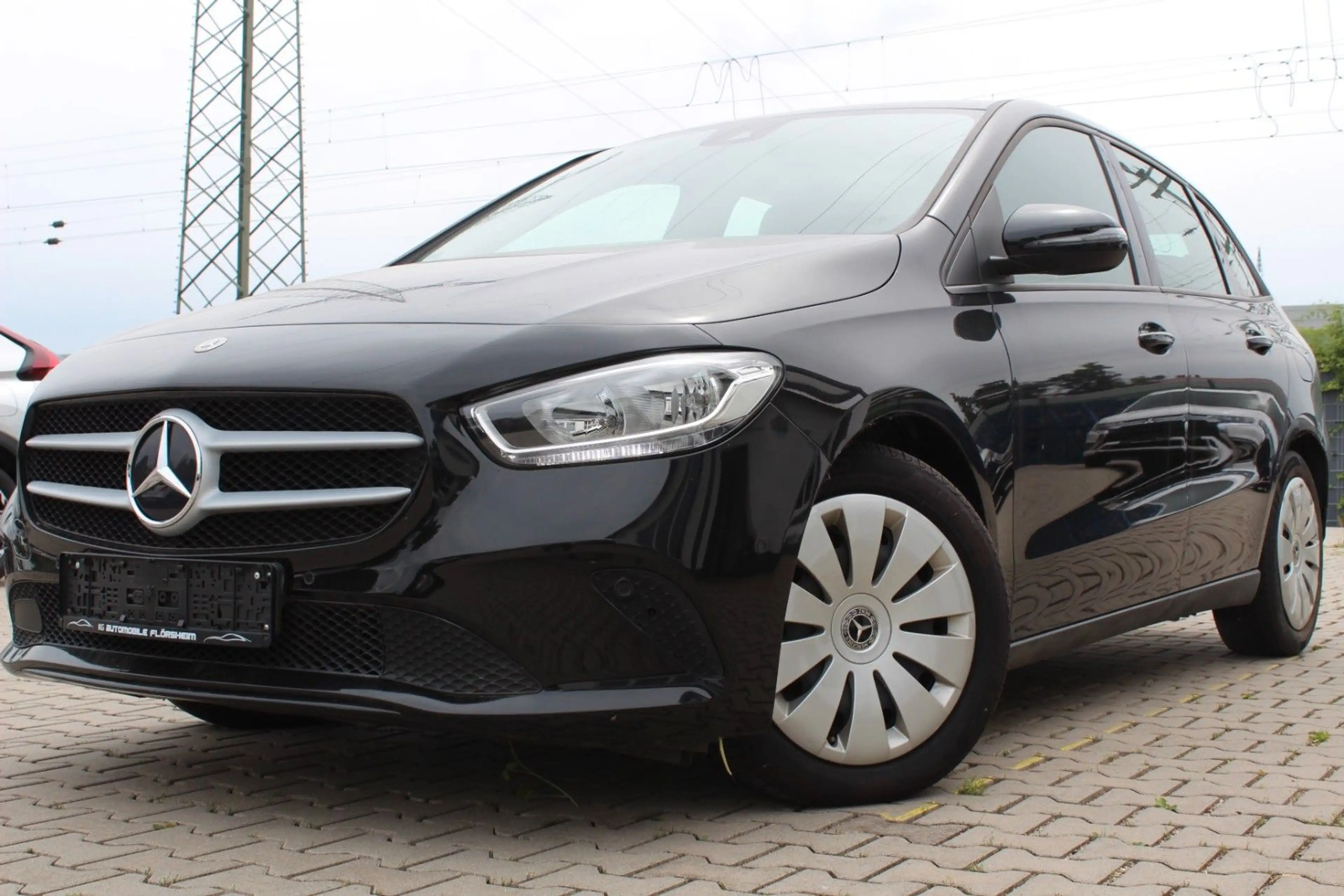 Mercedes-Benz B 250 Mercedes-Benz B 250e Aut. Navi Sitzhzg Klima PDC