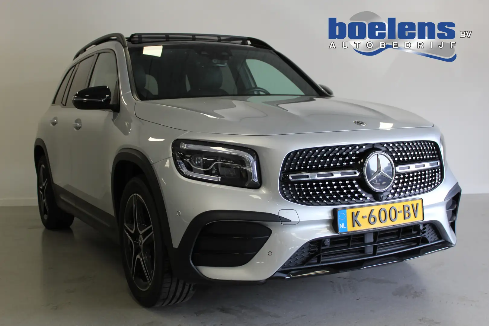 Mercedes-Benz GLB 200 Business Solution AMG | 19'LMV | CARPLAY | CAMERA Grijs - 1