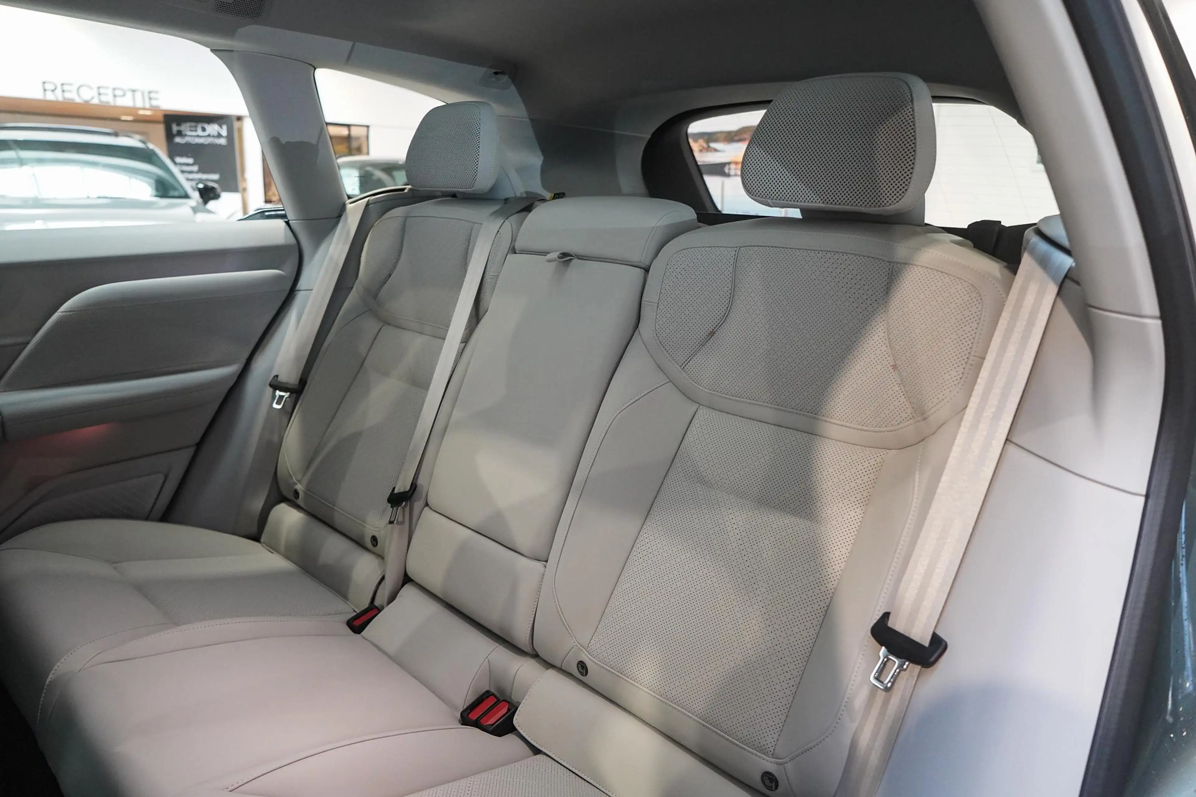Volvo EX60 P10 AWD Ultra 95 kWh 510pk | Bowers & Wilkins | Pi — photo 12