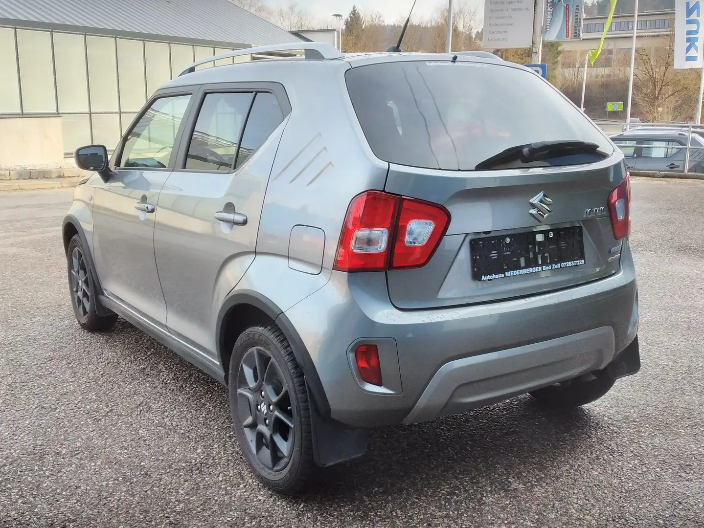 Suzuki Ignis 1,2 Dualjet Hybrid Allgrip Shine Grau - 2