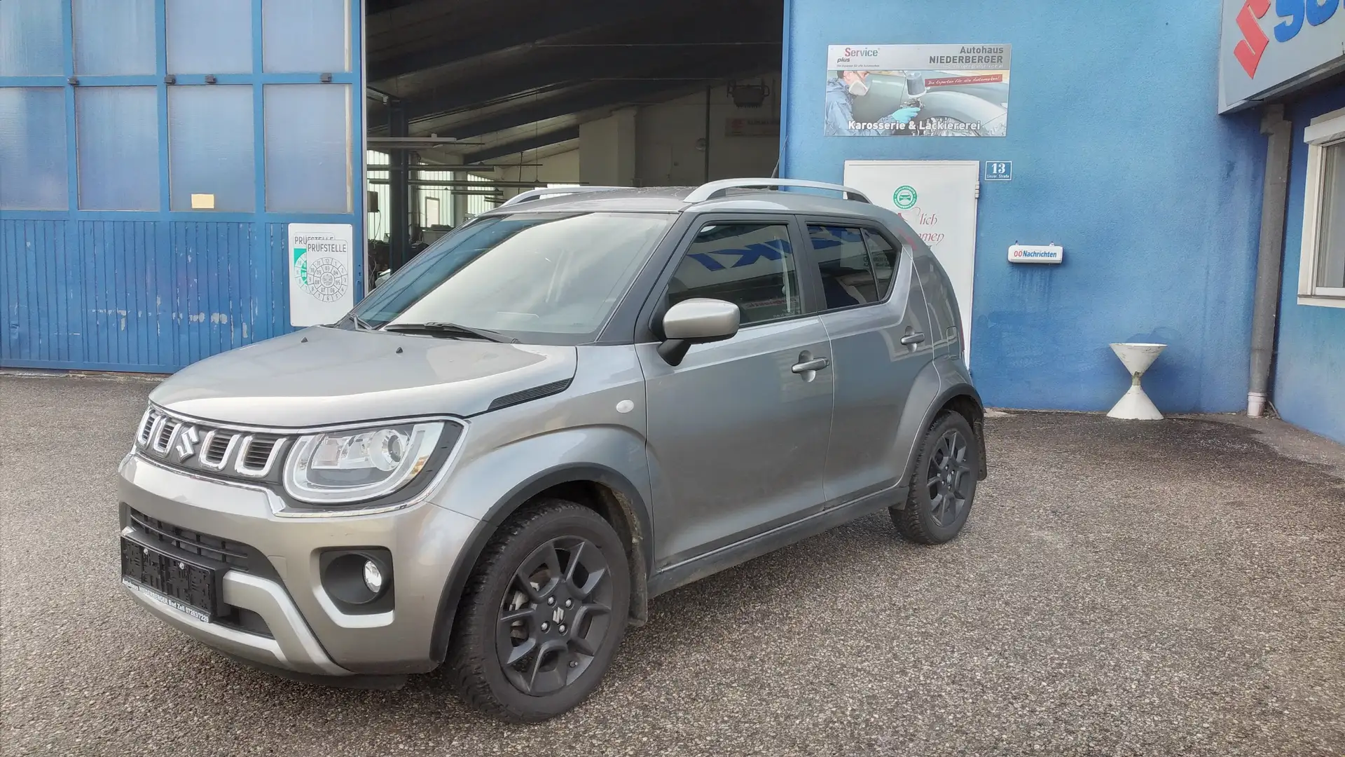 Suzuki Ignis 1,2 Dualjet Hybrid Allgrip Shine Grau - 1
