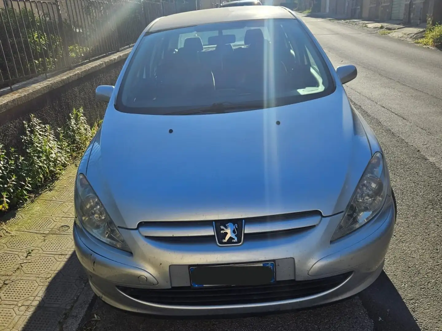Peugeot 307 5p 1.6 hdi 16v - 1