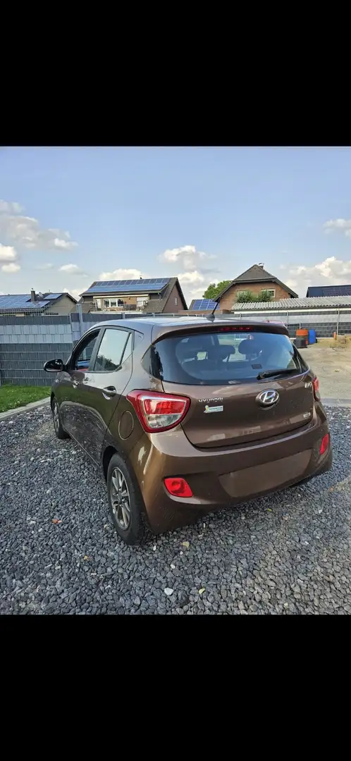 Hyundai i10 1.2 Fifa World Cup Edition 1 Hand - 1