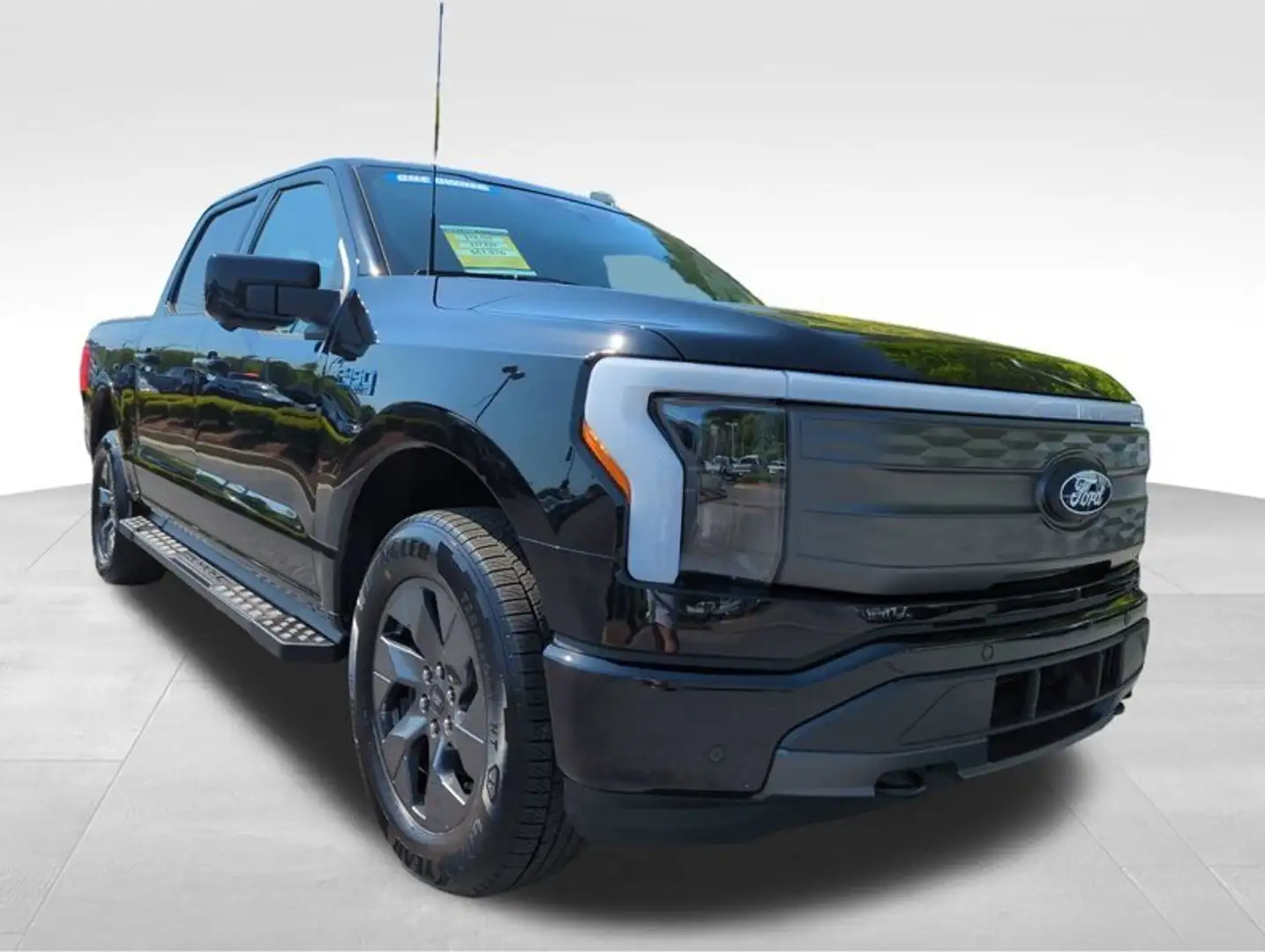 Ford F 150 Lightning Lariat, neuwertig, große Batterie! Fekete - 2