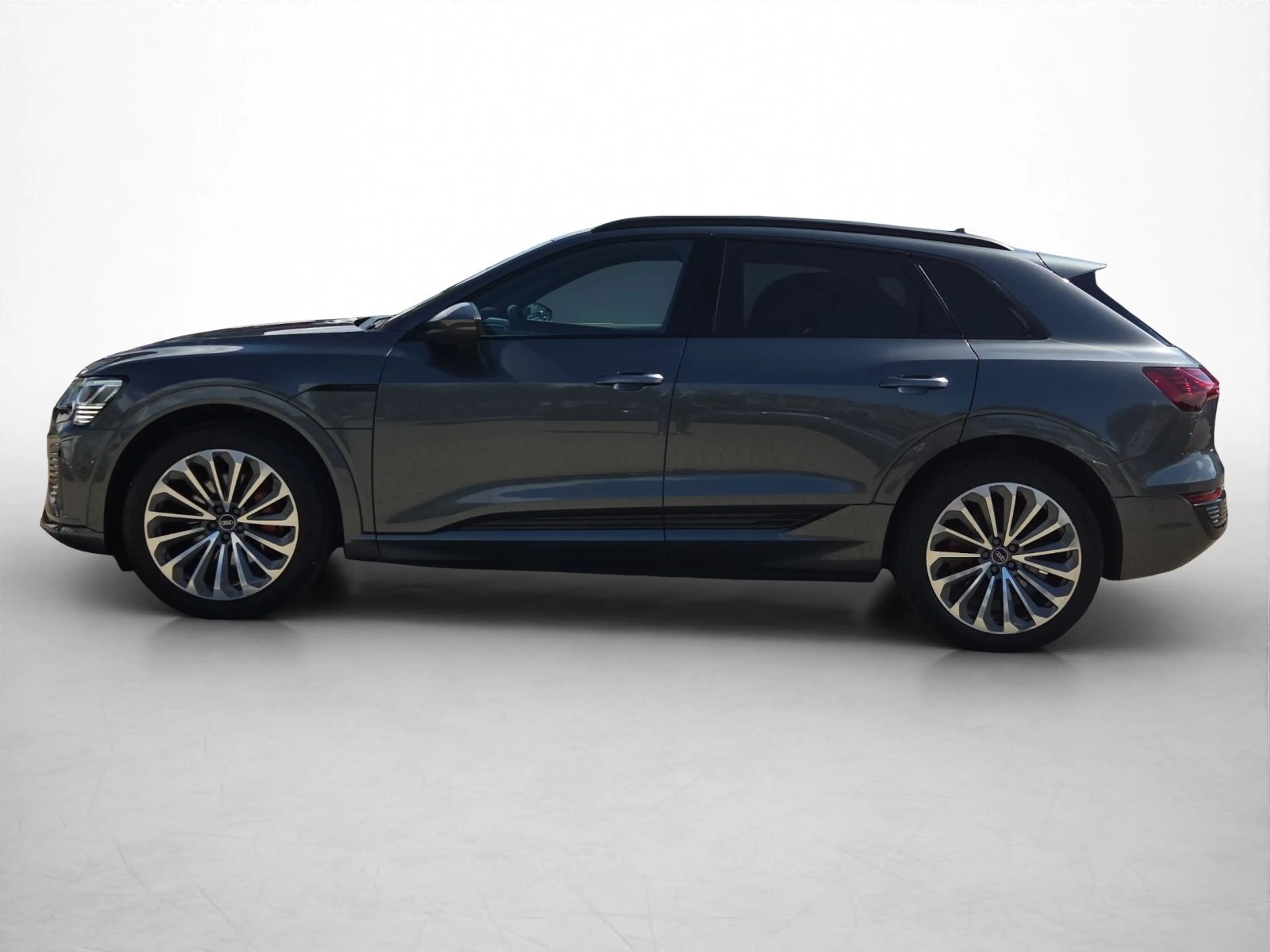 Audi Q8 e-tron S line 55 quattro*S line*B&O*Optikpake — photo 4
