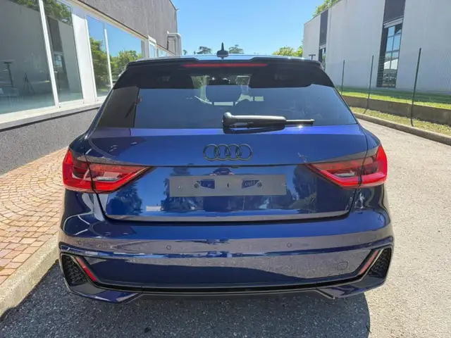 Audi A1 view 7