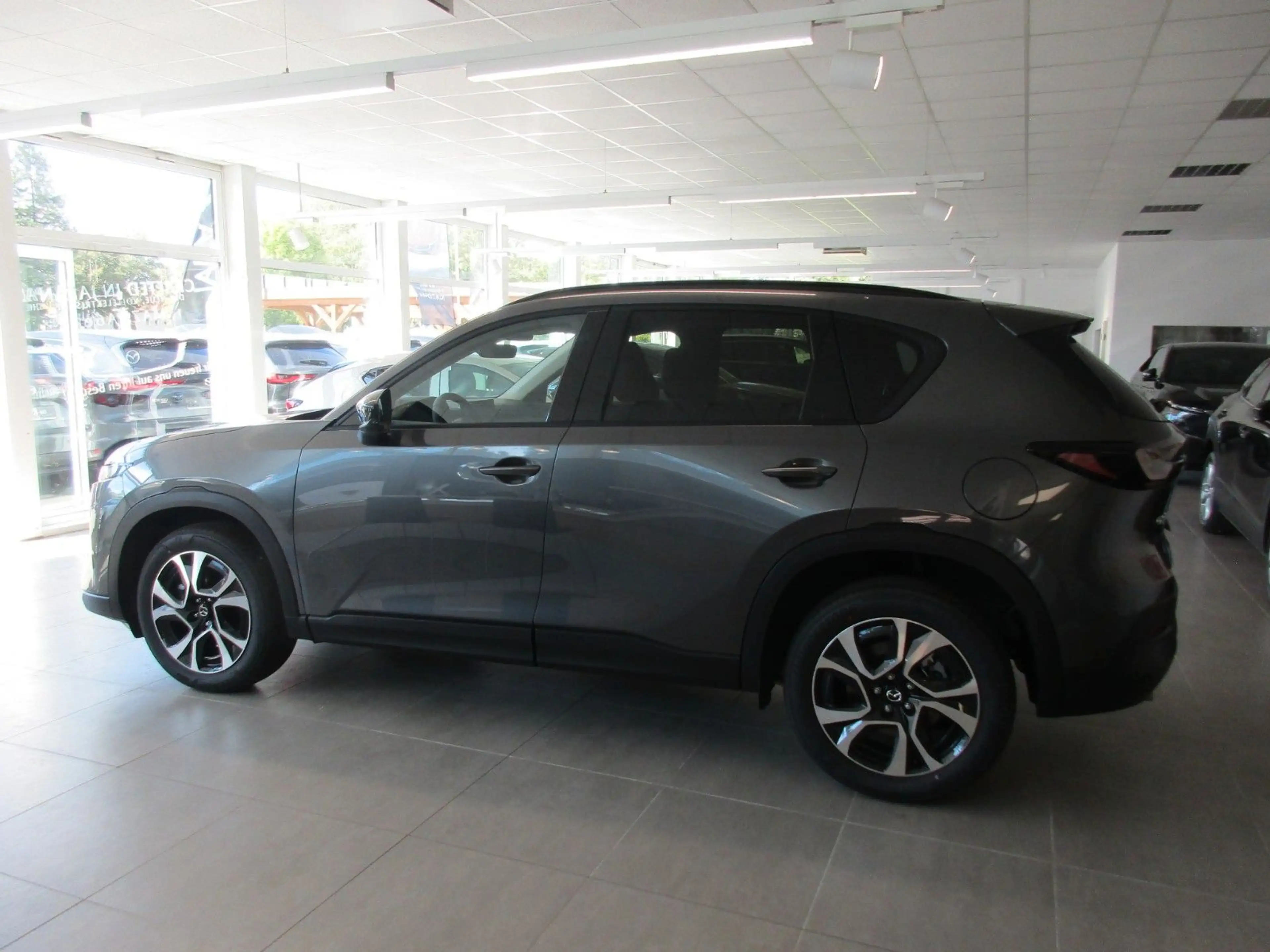 Mazda CX-5 e-Skyactive-G 141 FWD Centre-Line — photo 4