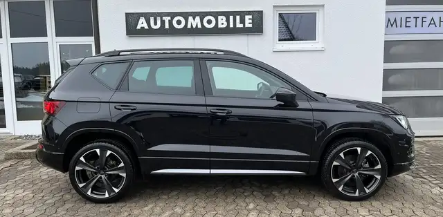 Cupra Ateca view 5
