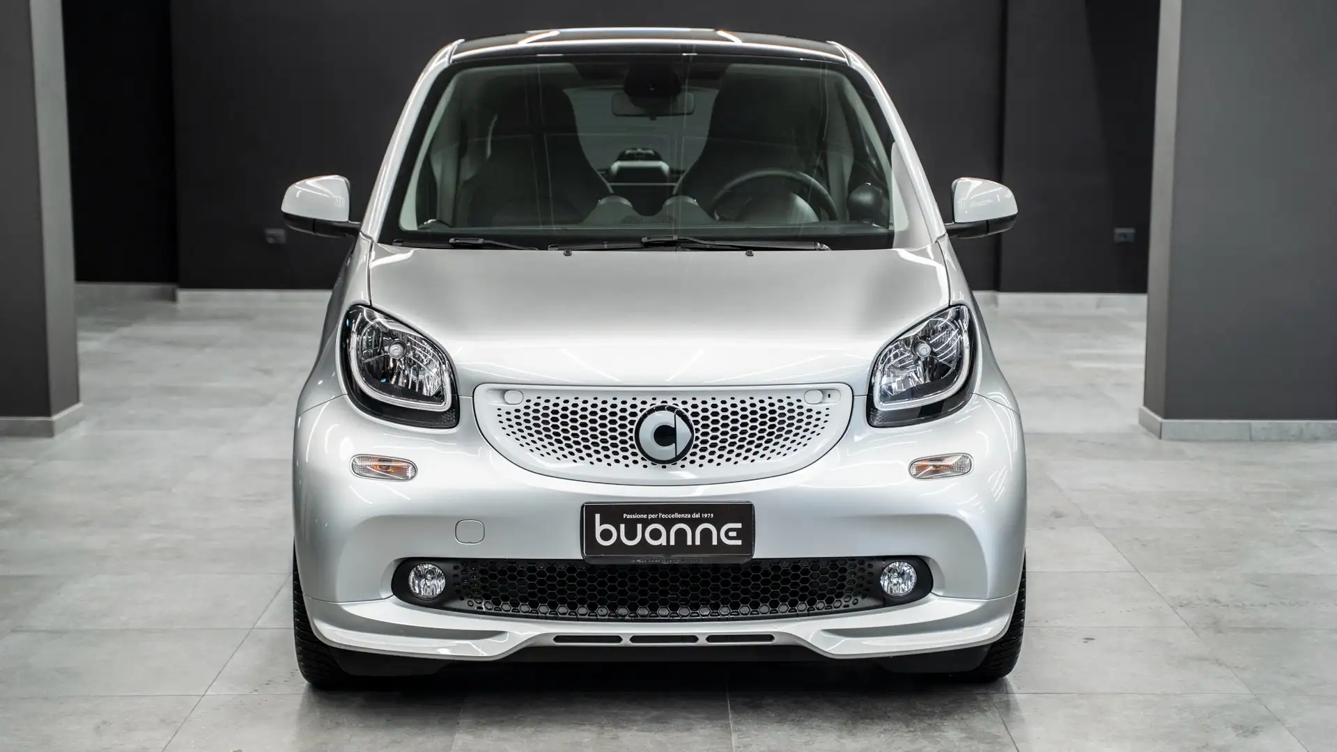 smart forTwo 0.9 t Brabus JBL Prime 90cv twinamic Pelle Nav Ita Grigio - 2